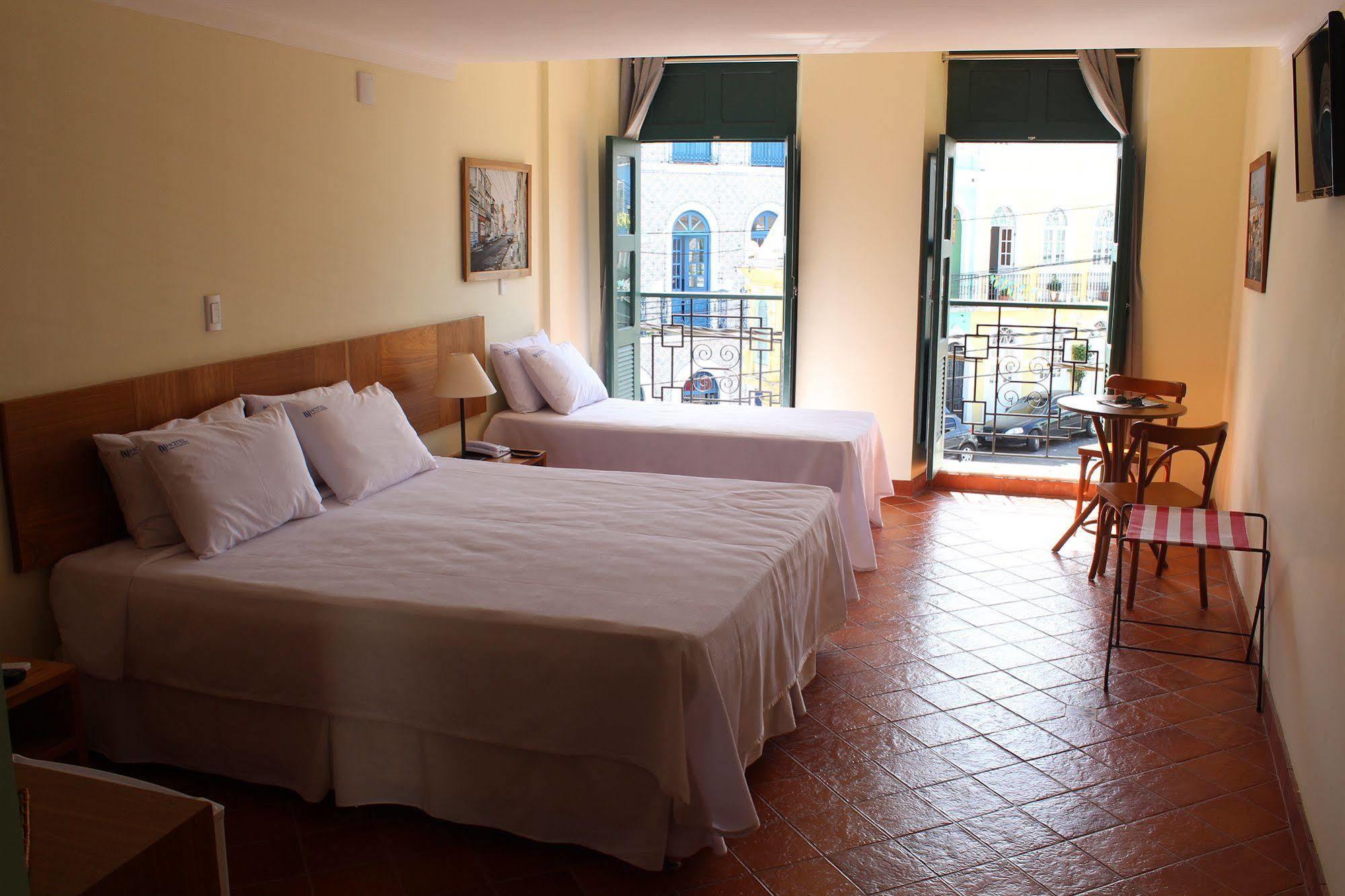 Hotel Cruz Do Pascoal Salvador Esterno foto